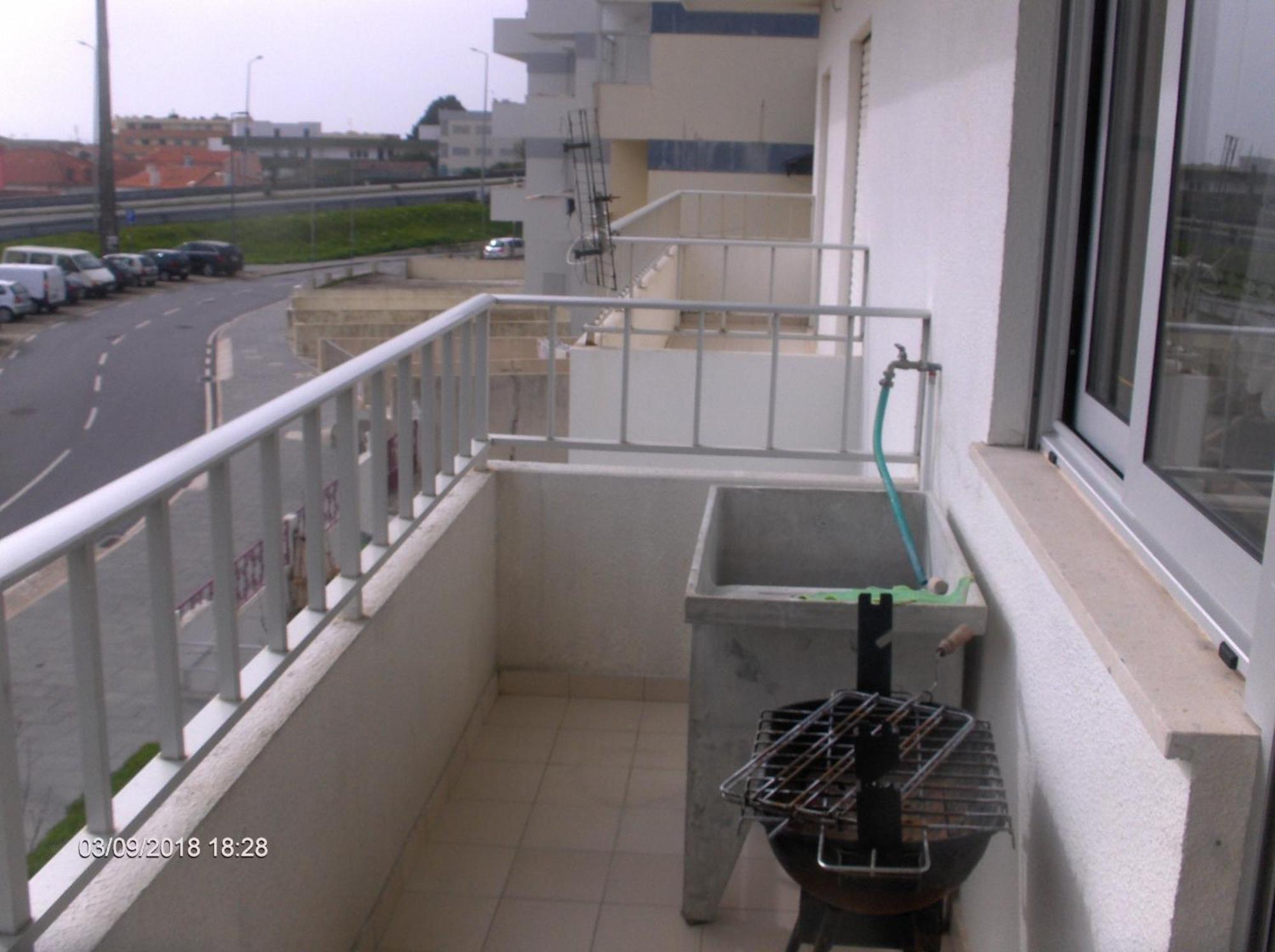 O Ninho 94 Apartment วีลาปรายา เด อันโกรา ภายนอก รูปภาพ